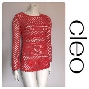 🛍️ 2/$12
CLEO Petites size medium beautiful crochet style sweater top. Like new